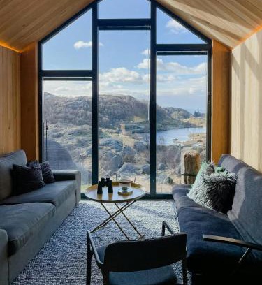 Sokndal House | Architect-Designed Gem With Views Of Kistefjellet