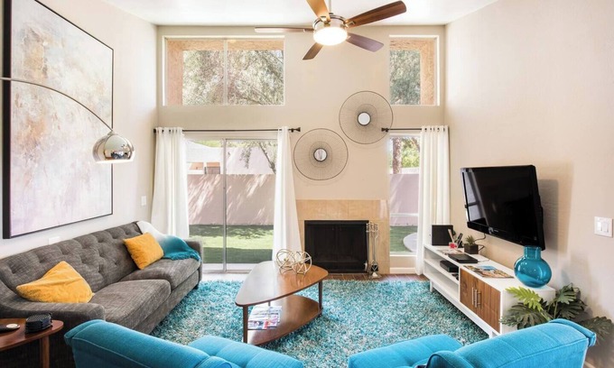 Mesa House | Architect-Designed Retreat with a BBQ Patio and Pool