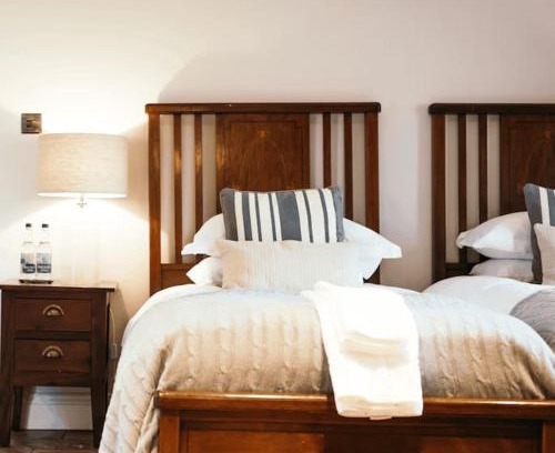 Bailliesmill Villa | Archway 4 Cosy, En-suite Retreat