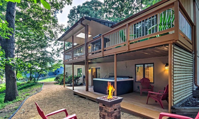 Royal Pines House | Arden Vacation Rental w/ Private Hot Tub & Grill!