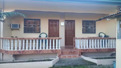 Puerto Galera Apartment | Arrians Guest House