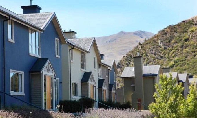 Arrowtown Apartment | Arrowfield Apartment