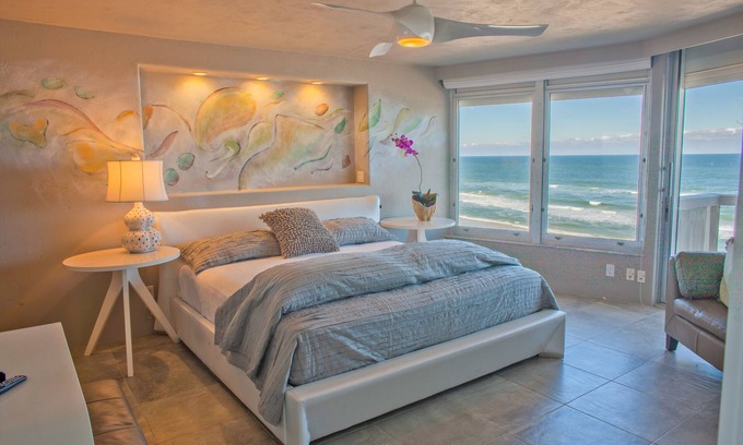 Ormond-by-the-Sea Condo | Artist owned 7th floor paradise! DIRECT Oceanfront! Meet an Octopus! π
