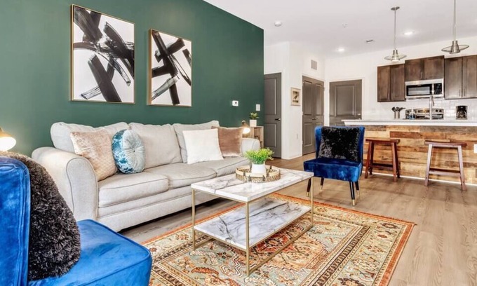 Avery Creek Apartment | Asheville Contemporary unit W/Pool & Clubhouse