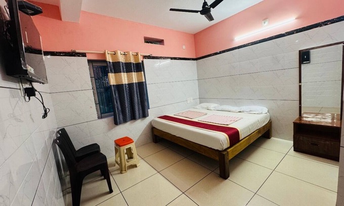 Murudeshwara Hotel | Ashirvad Residency