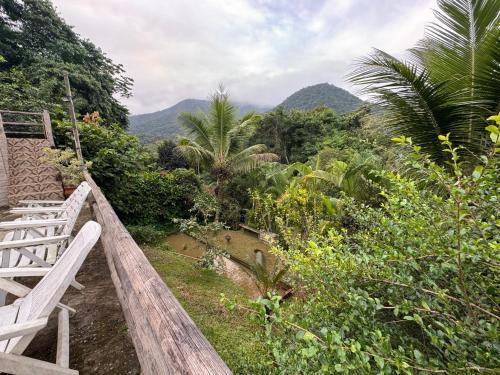 Ubatuba Hotel | Ashtar Village - Pousada em Itamambuca