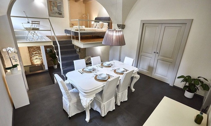 Citta Alta Apartment | ASTRA - Modern Loft Cathedral View