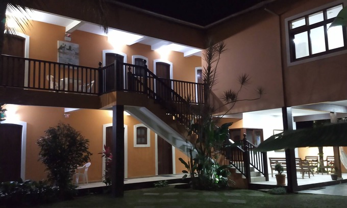 Portal das Artes Hotel | Astro Rei Pousada Paraty