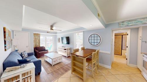 North Litchfield Beach House | At the Beach 1 Bedroom 1 Bath Summer House 1st Flr