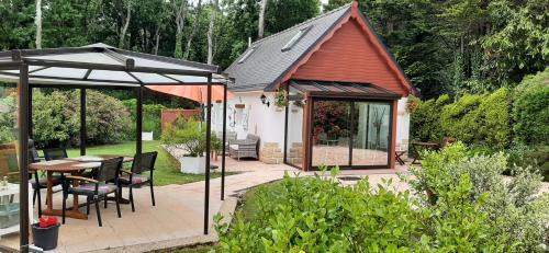 Plourivo House | at the gite du bois damore in a quiet area 2,5km from the city - from the sea