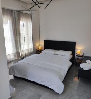 New Kypseli Apartment | Athens Acropolis View