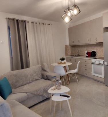 Kropia Apartment | Athens airport family resort