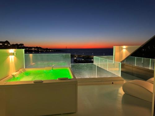 Sferracavallo Apartment | Attico sul Mare - Suite & Spa