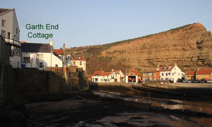 Staithes Cottage | Attractive Georgian Cottage On Harbour Front With Wonderful Sea Views