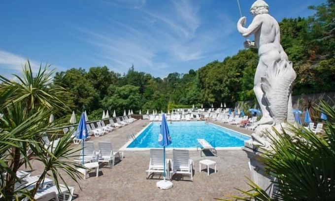 Susello Apartment | Attractive studio with terrace and garden, pool and dream view