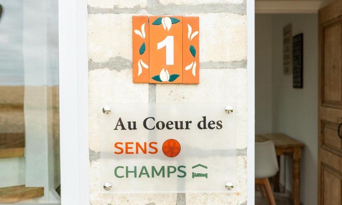 Thines House | Au coeur des champs