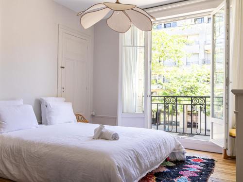 Reims City Centre Apartment | Au pied de la Cathédrale, bel appartement, lumineux avec 2 chambres