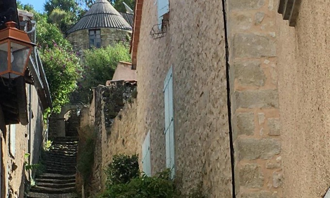 Lautrec Apartment | Au pied du Moulin