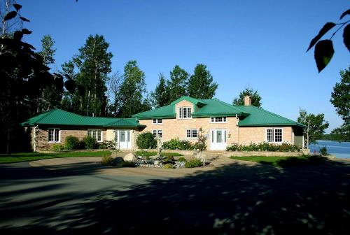 Val-d'Or Bed & Breakfast | Au Soleil Couchant