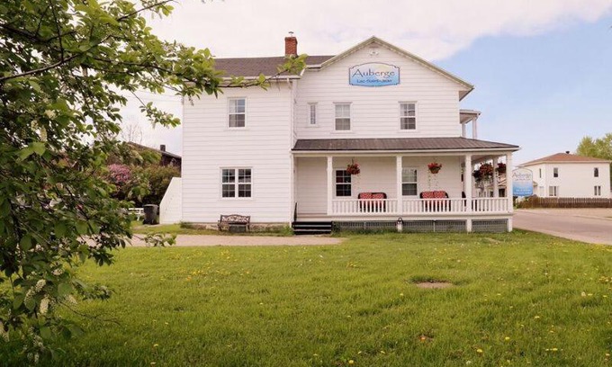 Roberval Apartment | Auberge Lac-Saint-Jean