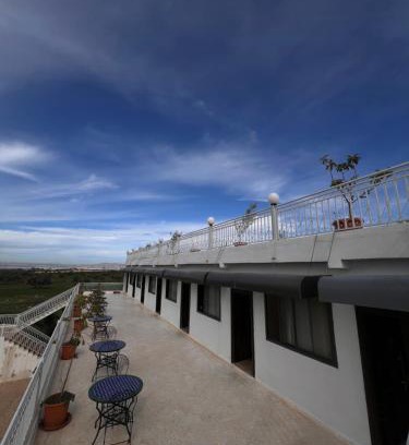 Ain Chkef House | Auberge Salle billionaire
