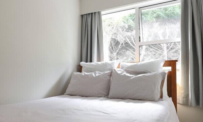Onehunga House | Auckland Getaway or Gateway