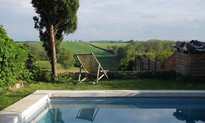 Pech-Luna House | AUDE - Village house with swimming pool. Beautiful view of the Pyrenees.