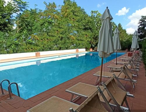 Aurelio Apartment | Aurelia Antica Terrace Apt free pool and parking