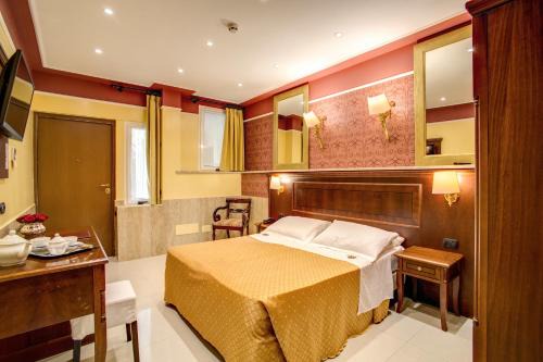 Aurelio Hotel | Aurelius Art Gallery Hotel