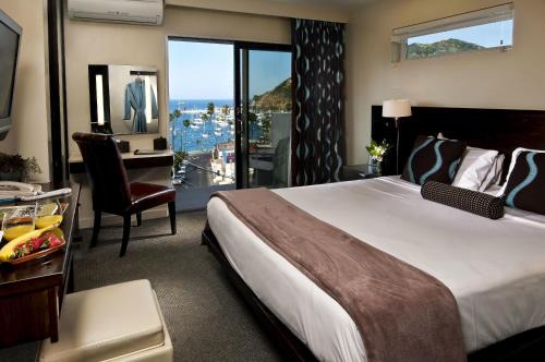Avalon Hotel | Aurora Hotel