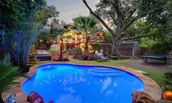 Old West Austin House | Austin Oasis Near UT and Downtown