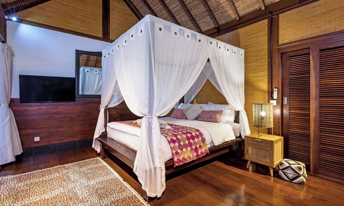 Banjar Semer Villa | Authentic Bali Villa w/Pool & Garden