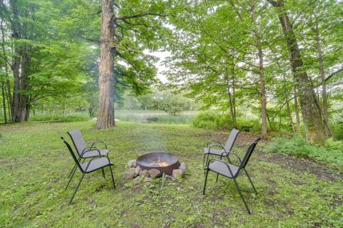 Glidden House | Authentic Log Cabin with Private Pond in Glidden