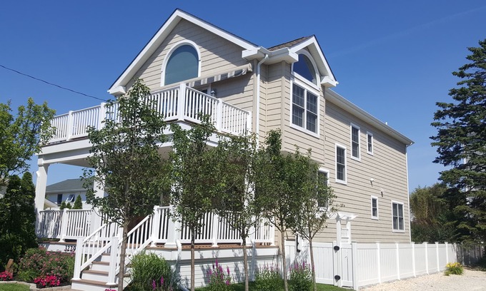 Avalon House | Avalon NJ "New" Upside Down, Near Town & Beach with Stone Spa/Pool!
