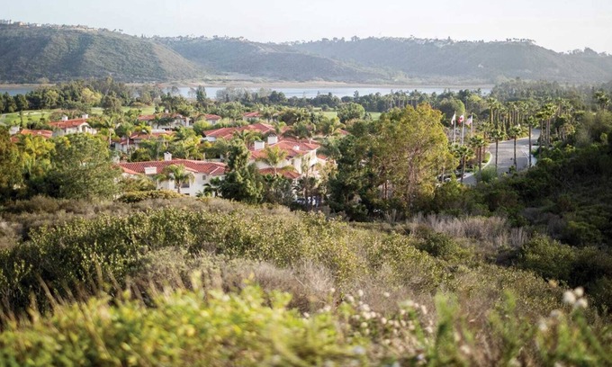 Aviara Villa | Aviara is Heaven on Earth!nSpectacular setting, accommodation and amenities.