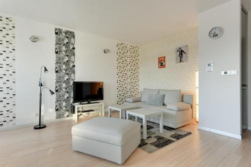 Zaspa Apartment | Aviator Modern 50