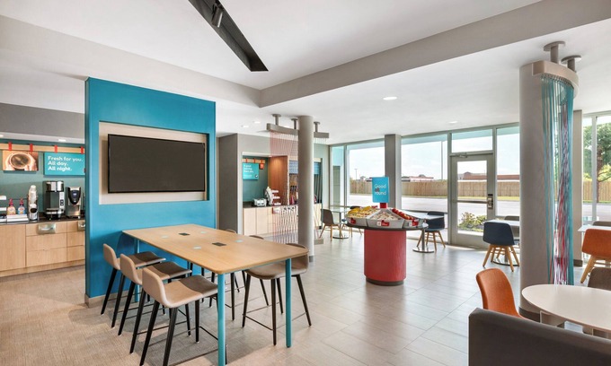 Byron Hotel | avid hotel Byron Warner Robins by IHG