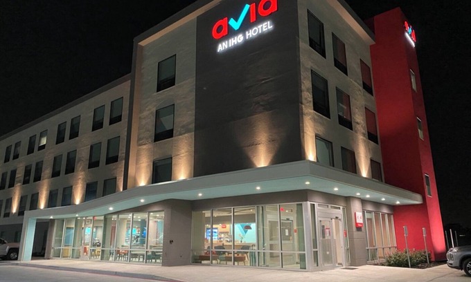 Portland Hotel | avid hotels Corpus Christi - Portland by IHG
