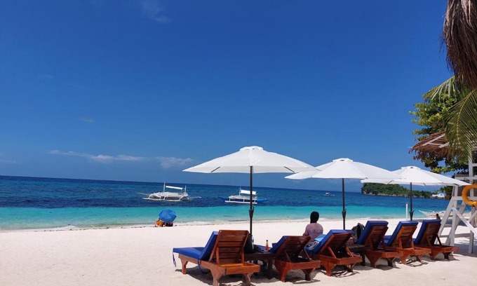 Daanbantayan Resort | Avila's Horizon Dive Resort Malapascua