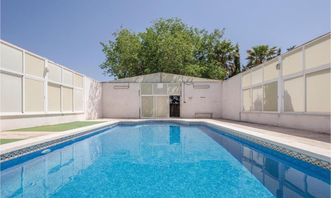 Caravaca de la Cruz House | Awesome Home In Caravaca With Kitchen