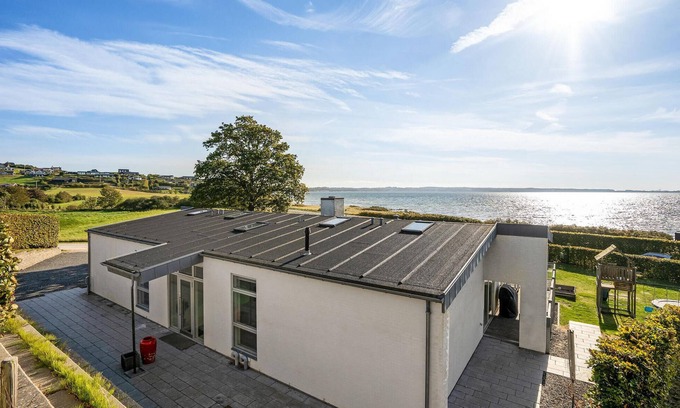 Handrup Strand House | Awesome home in Ebeltoft with WiFi