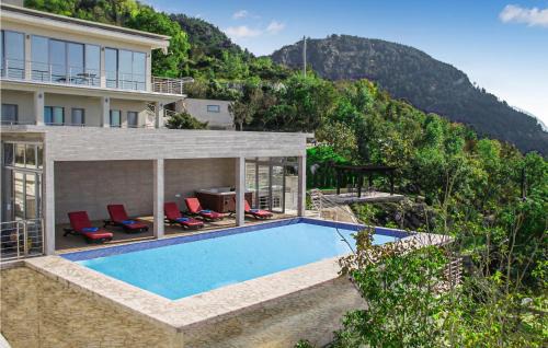Mirac House | Awesome Home In Kotor