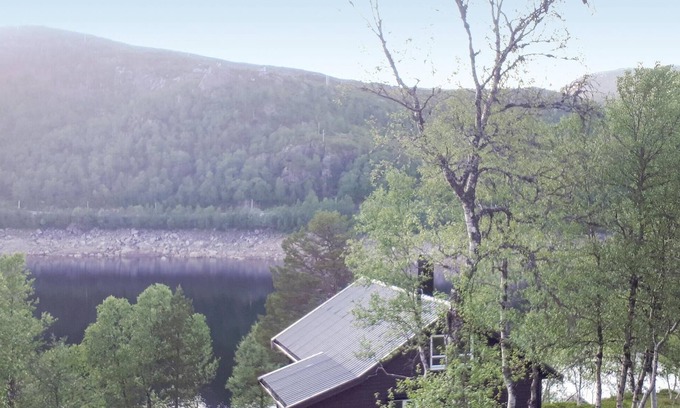 Brekke House | Awesome home in Matre with kitchen