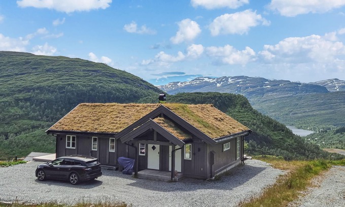 Kvam House | Awesome home in Norheimsund with WiFi