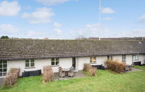 Ronne House | Awesome Home In Rønne With Wifi