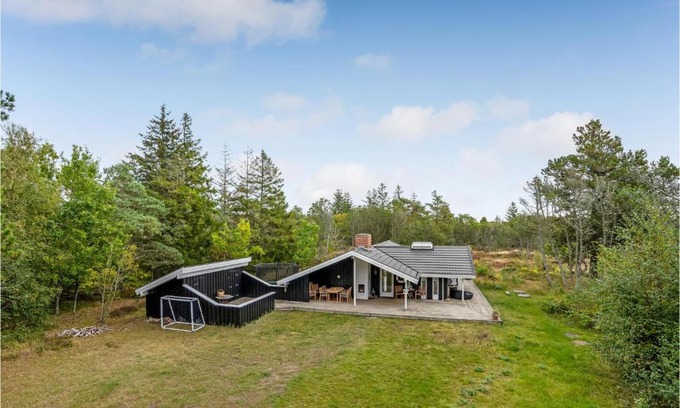 Hulsig House | Awesome Home In Skagen With Wifi