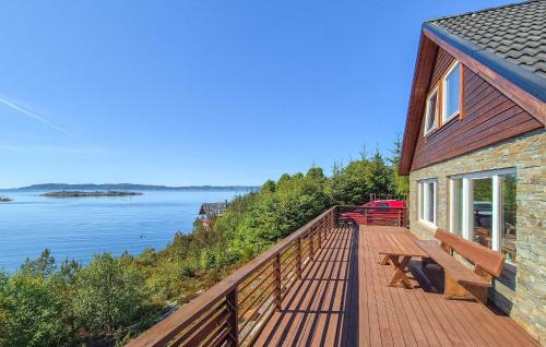 Sveio House | Awesome Home In Sveio With Wifi