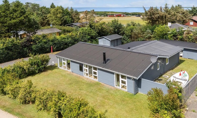 Skaven Strand House | Awesome home in Tarm with sauna