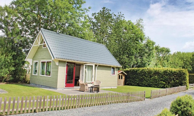 Tzummarum House | Awesome Home In Tzummarum With Kitchen