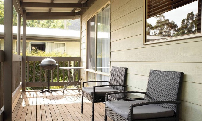 Halls Gap House | Awonga Cottages - Wattle 1Br